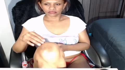 Snapshot of sweetgirlm_ chatting on 02.17.25 Any online show from 02.17.25