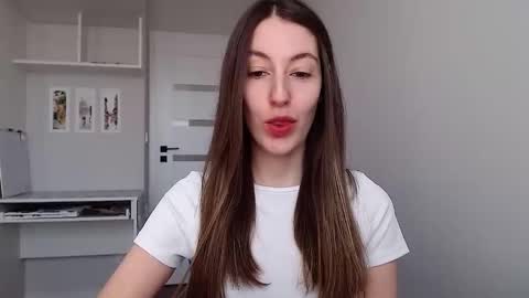 Emma  online show from 12.18.25