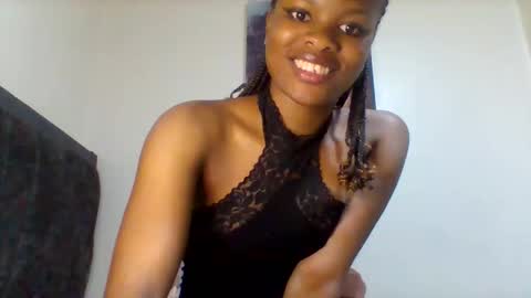 sweetie lee online show from 11.25.25