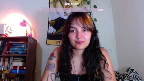Snapshot of sweetie_maryy chatting on 01.12.25 Maria my insta sweetie maryy online show from 01.12.25
