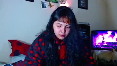 Snapshot of sweetie_maryy chatting on 02.16.25 Maria my insta sweetie maryy online show from 02.16.25