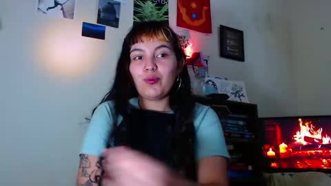 Snapshot of sweetie_maryy chatting on 02.23.25 Maria my insta sweetie maryy online show from 02.23.25