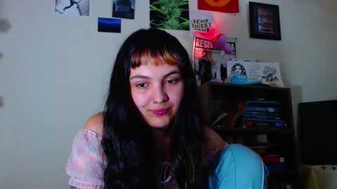 Snapshot of sweetie_maryy chatting on 03.01.25 Maria my insta sweetie maryy online show from 03.01.25