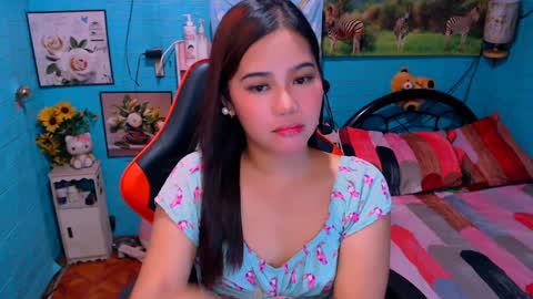 Nicole online show from 01.15.25