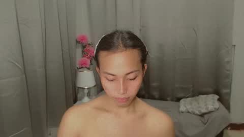 Snapshot of sweetiie_caren chatting on 12.28.24 CAREN online show from 12.28.24