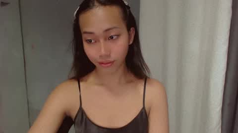 Snapshot of sweetiie_caren chatting on 01.07.25 CAREN online show from 01.07.25