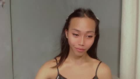 Snapshot of sweetiie_caren chatting on 01.09.25 CAREN online show from 01.09.25