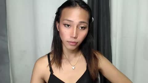 Snapshot of sweetiie_caren chatting on 01.28.25 CAREN online show from 01.28.25