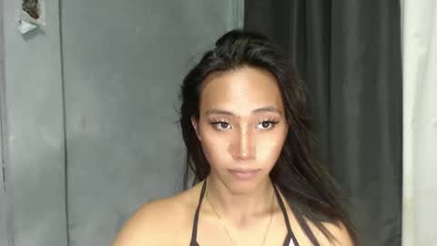 Snapshot of sweetiie_caren chatting on 03.04.25 CAREN online show from 03.04.25