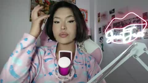 SweetJess online show from 02.06.25