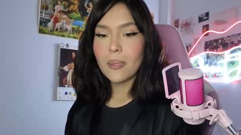 SweetJess online show from 04.18.26