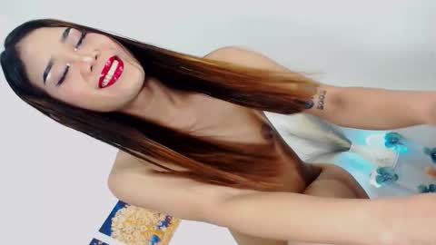 sweetkylecum online show from 11.03.25