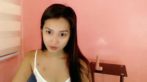 Snapshot of sweetleah_1998 chatting on 01.21.25 Leah online show from 01.21.25