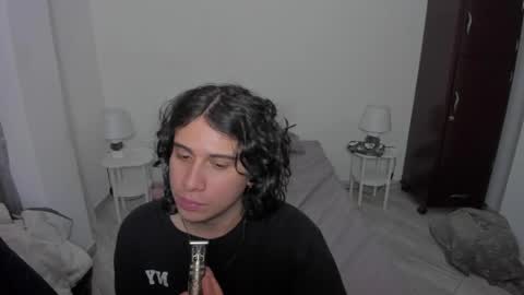 Lian online show from 04.17.26