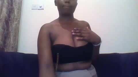 sweetlilly17 online show from 01.28.25
