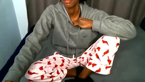 sweetlilly2540 online show from 10.22.25