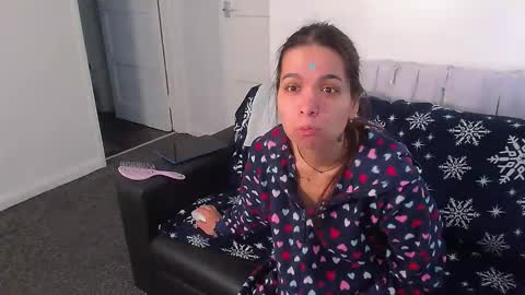 Elena online show from 09.12.25