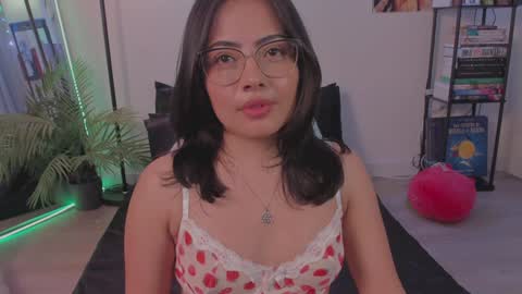 Lizzy online show from 12.06.24