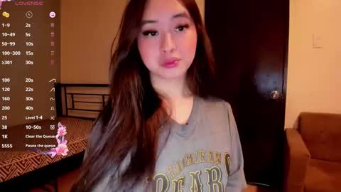 Zoe online show from 11.12.25