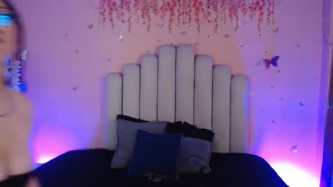 Sweetlu online show from 10.11.25