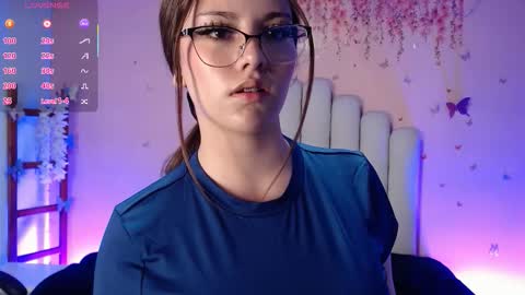 Sweetlu online show from 10.22.25