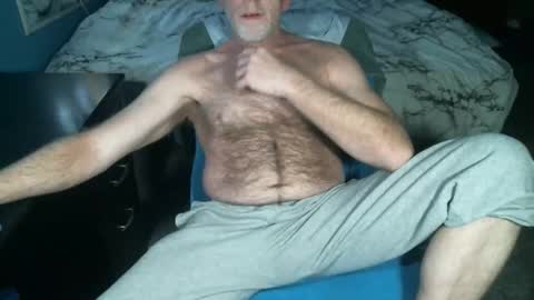 Snapshot of sweetman4a chatting on 11.11.25 Michael online show from 11.11.25