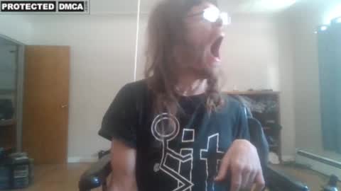 Snapshot of sweetman4u75 chatting on 01.27.25 Sweet Man online show from 01.27.25