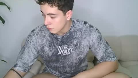 Snapshot of sweetmatias21 chatting on 04.08.26 sweetmatias21 online show from 04.08.26