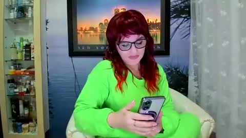sweetmom4you online show from 02.04.25