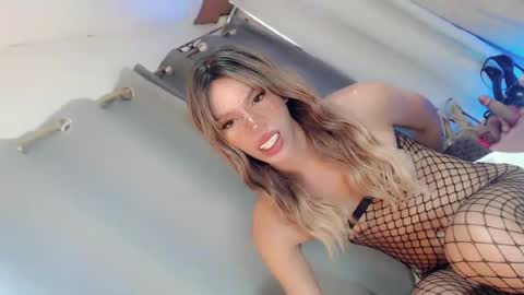 sweetnaughty_mia online show from 07.18.26