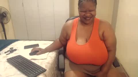 sweetnoziexxx online show from 12.02.24