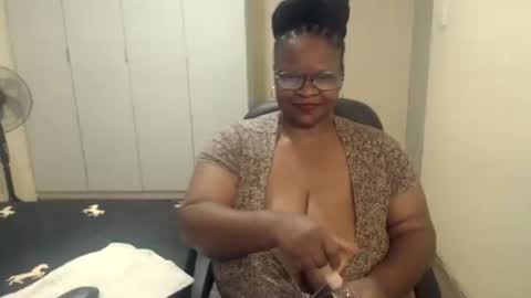 sweetnoziexxx online show from 02.24.25