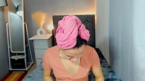 Ghena online show from 10.13.25