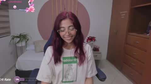 Snapshot of sweetpeach_20 chatting on 02.17.25 sweetpeach_20 online show from 02.17.25
