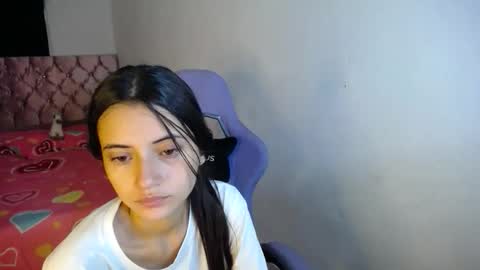 Caro  Lily online show from 10.25.25