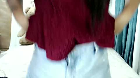 Snapshot of sweetprincess_athena chatting on 02.05.25 Princess Ella online show from 02.05.25