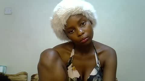 Snapshot of sweetrall chatting on 02.17.26 Lilly online show from 02.17.26