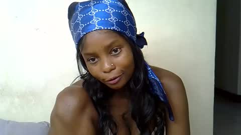 Snapshot of sweetrall chatting on 02.25.26 Lilly online show from 02.25.26