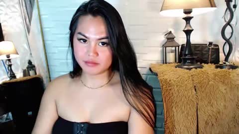 Snapshot of sweetsam14 chatting on 02.08.25 sam online show from 02.08.25