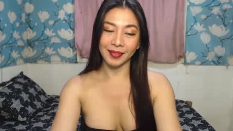 Snapshot of sweetsensation69xx chatting on 01.01.25 Sweet online show from 01.01.25