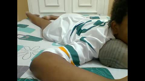 Snapshot of sweetshilah chatting on 09.27.25 sweetshilah online show from 09.27.25