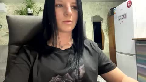 Sweet Shy online show from 04.05.26