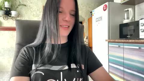 Sweet Shy online show from 04.11.26