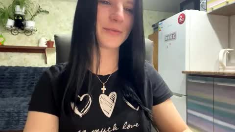 Sweet Shy online show from 04.13.26