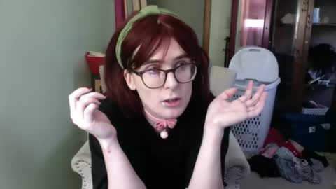 Snapshot of sweetskylarxo chatting on 09.15.25 sweetskylarxo online show from 09.15.25