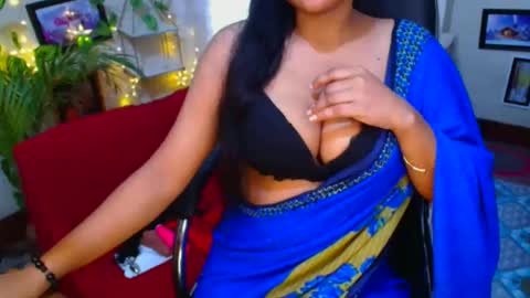 Snapshot of sweetsour18 chatting on 09.17.25 SweetSour online show from 09.17.25