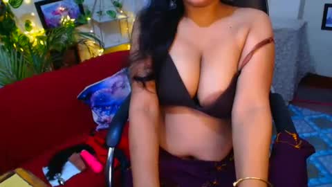 Snapshot of sweetsour18 chatting on 09.23.25 SweetSour online show from 09.23.25