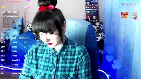 Snapshot of sweetsunnymila chatting on 02.04.25 HelloI amShy Charming Mila-Nice to meet you and Welcome I am not a nude model  Sometimes a smile is all that we need online show from 02.04.25