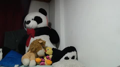 Snapshot of sweett_candy1 chatting on 02.14.25 sweett_candy1 online show from 02.14.25