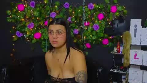 Molly -  INDEPENDENT MODEL online show from 06.26.26